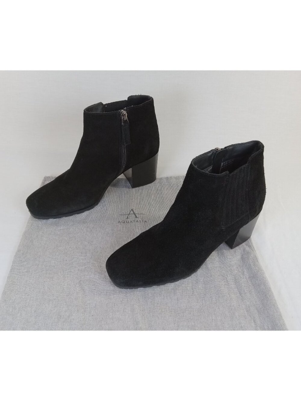 Aquatalia Women's Black Suede Ankle Boots Block Heel Side Zip Elastic US 6.5 M